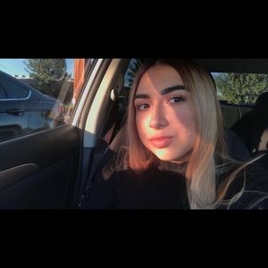 Meet your Posher, Mercedes